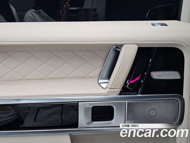 Mercedes-Benz G-Class 2024 — photo 18