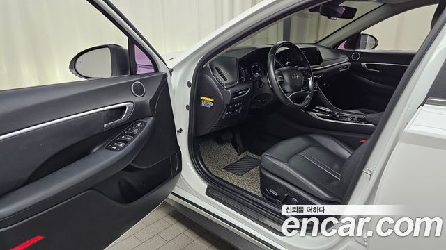 Hyundai Sonata 2020 — photo 13