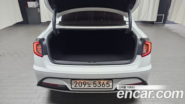 Hyundai Sonata 2020 — photo 22