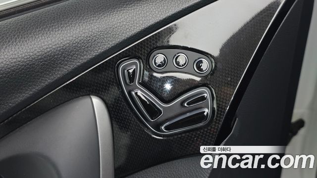 Hyundai Grandeur 2016 — photo 17