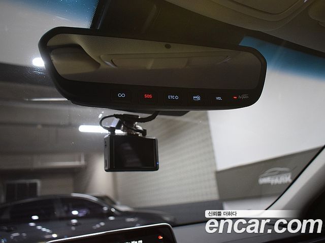 Genesis G70 2018 — photo 8