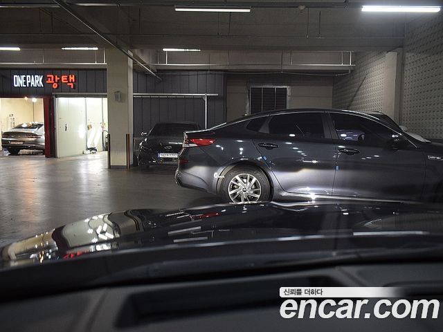 Genesis G70 2018 — photo 10