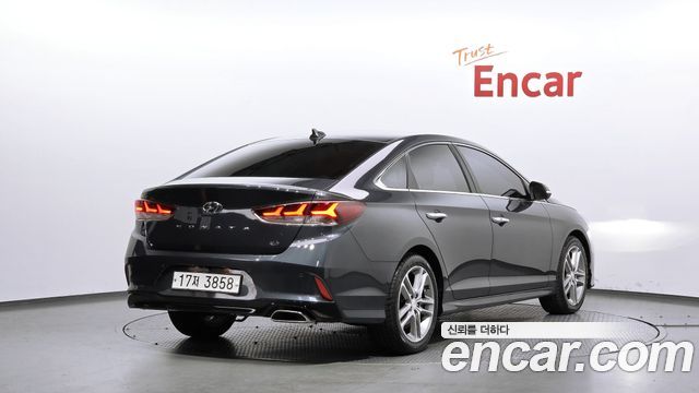 Hyundai Sonata 2018 — photo 2