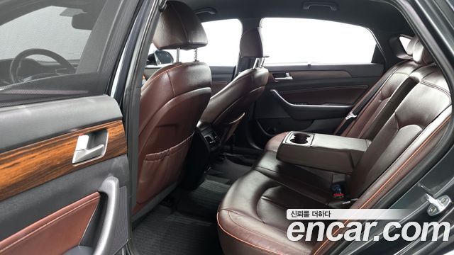 Hyundai Sonata 2018 — photo 11