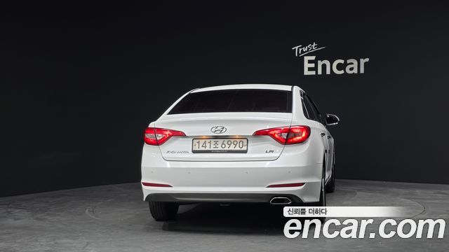 Hyundai Sonata 2015 — photo 4