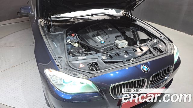 BMW 5-Series 2011 — photo 6