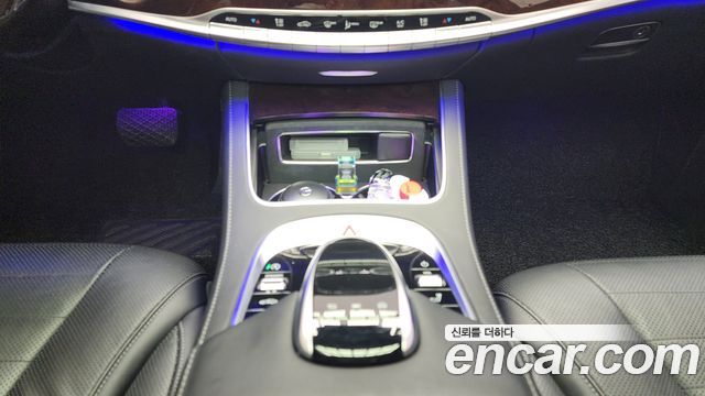 Mercedes-Benz S-Class 2020 — photo 10