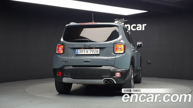 Jeep Renegade 2018 — photo 4
