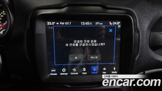 Jeep Renegade 2018 — photo 19