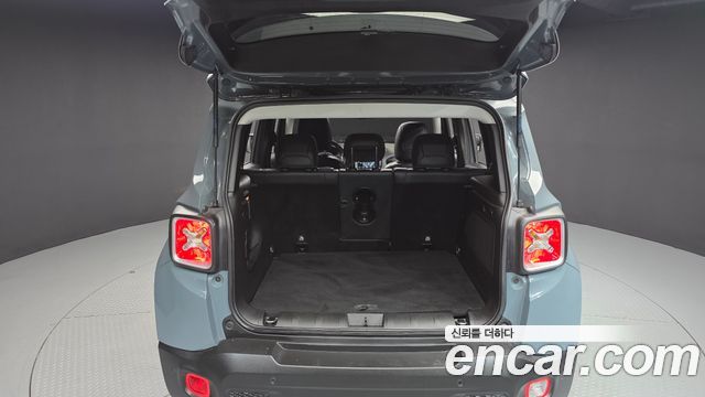 Jeep Renegade 2018 — photo 20