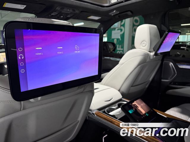 Cadillac Escalade 2025 — photo 15