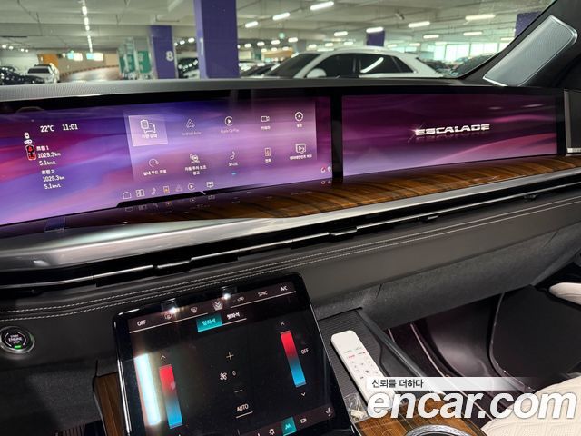 Cadillac Escalade 2025 — photo 18