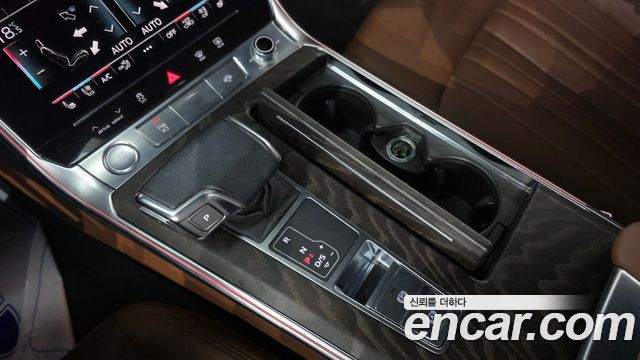 Audi A6 2020 — photo 12