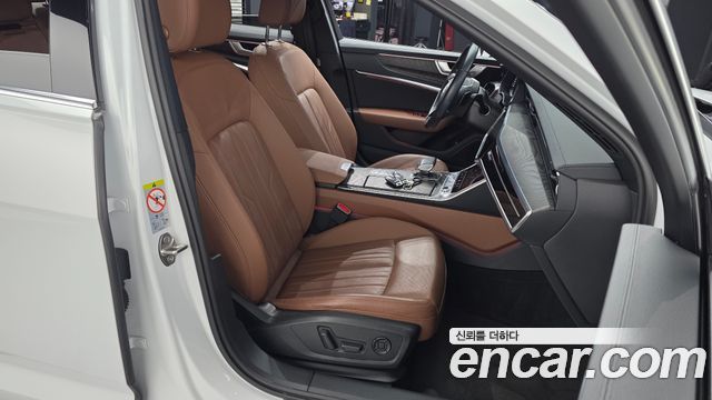 Audi A6 2020 — photo 17