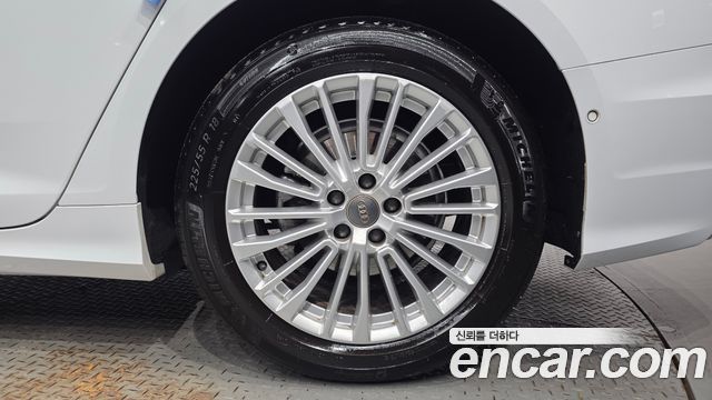 Audi A6 2020 — photo 7