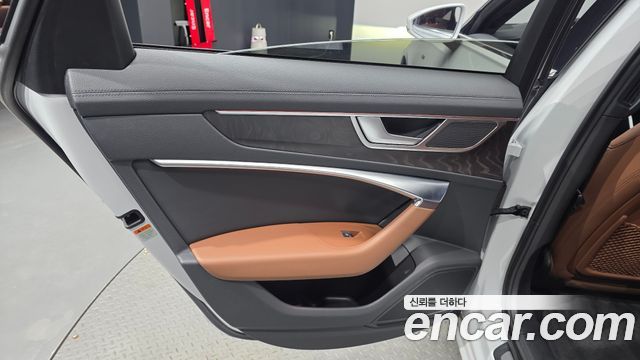 Audi A6 2020 — photo 15