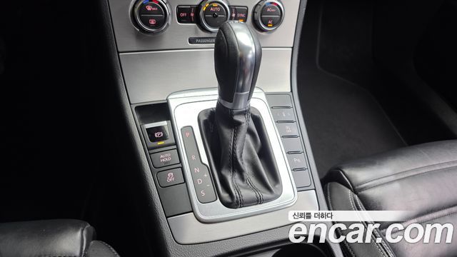 Volkswagen CC 2012 — photo 9
