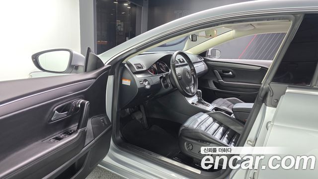 Volkswagen CC 2012 — photo 10