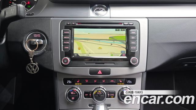 Volkswagen CC 2012 — photo 14