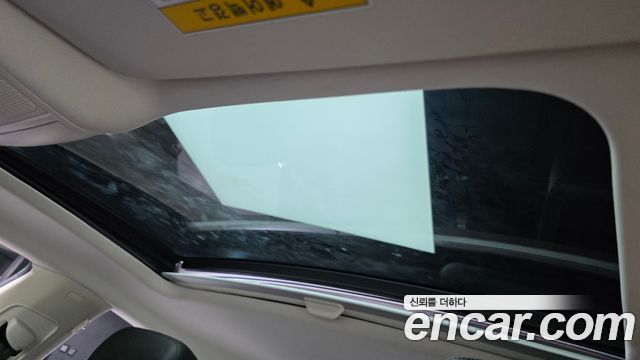 Volkswagen CC 2012 — photo 16