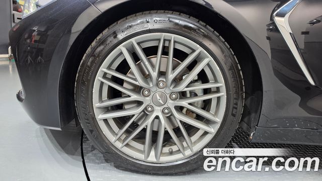 Genesis G70 2018 — photo 5