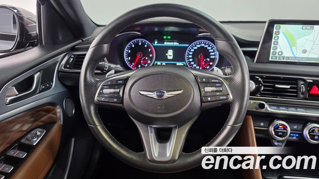 Genesis G70 2018 — photo 19