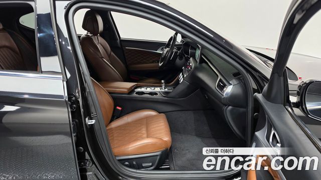 Genesis G70 2018 — photo 16
