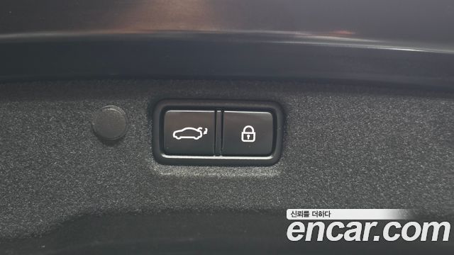 Kia K7 2020 — photo 21