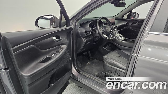 Hyundai Santafe 2023 — photo 13