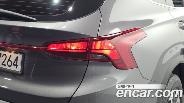 Hyundai Santafe 2023 — photo 9