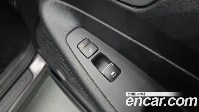 Hyundai Santafe 2023 — photo 28