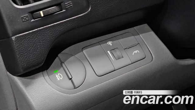 Hyundai Starex 2013 — photo 14