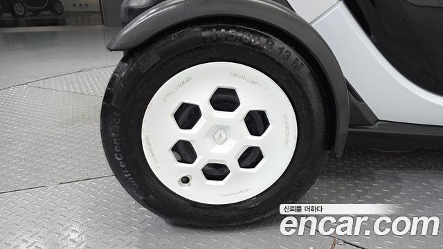 Renault Korea Twizy 2020 — photo 24