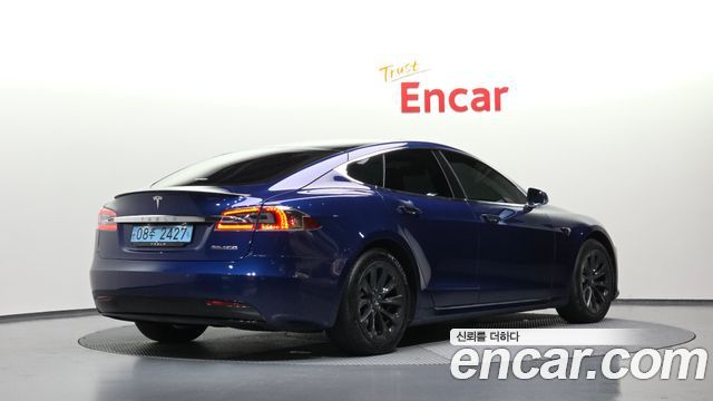 Tesla Model S 2020 — photo 2