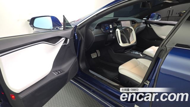 Tesla Model S 2020 — photo 13