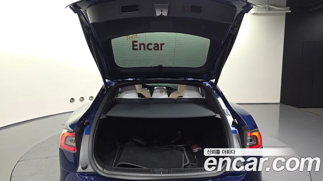 Tesla Model S 2020 — photo 26