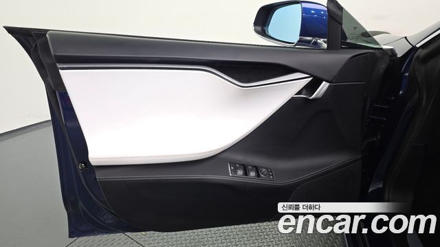 Tesla Model S 2020 — photo 14