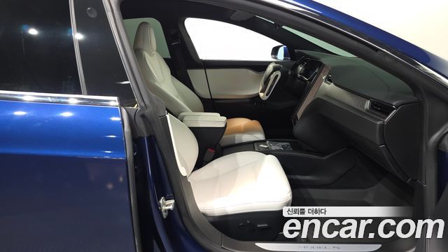 Tesla Model S 2020 — photo 16