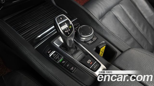 BMW X6 2017 — photo 9