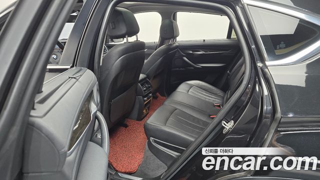 BMW X6 2017 — photo 11