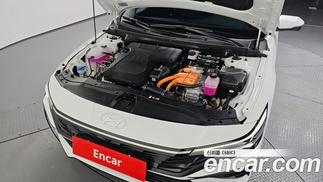 Hyundai AVANTE 2025 — photo 6