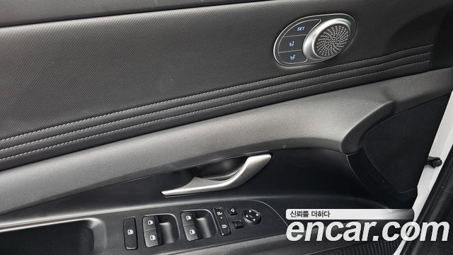 Hyundai AVANTE 2025 — photo 12