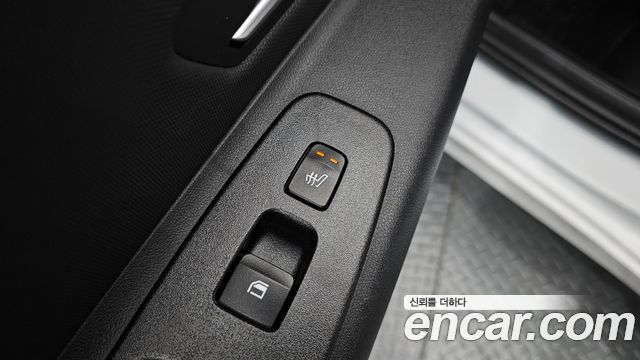 Hyundai AVANTE 2025 — photo 19