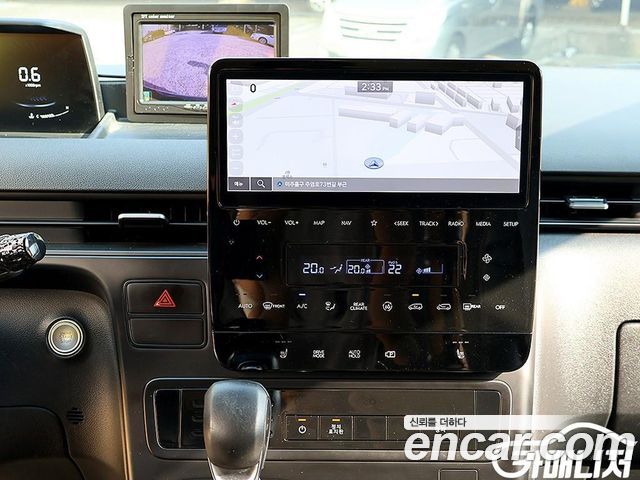 Hyundai Staria 2023 — photo 13
