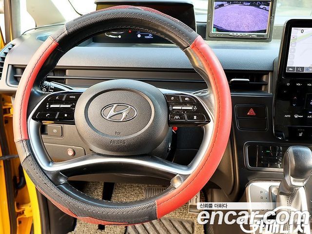 Hyundai Staria 2023 — photo 14