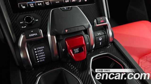 Lamborghini Urus 2022 — photo 9