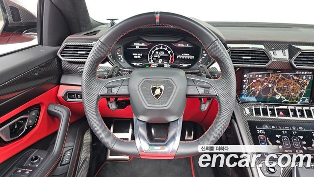 Lamborghini Urus 2022 — photo 14