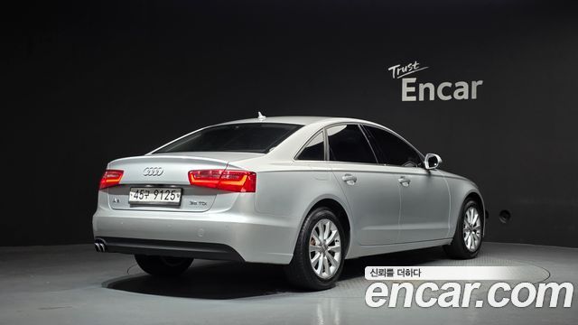 Audi A6 2015 — photo 2