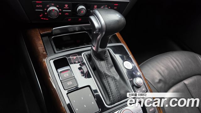 Audi A6 2015 — photo 9