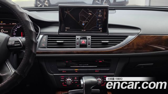 Audi A6 2015 — photo 17